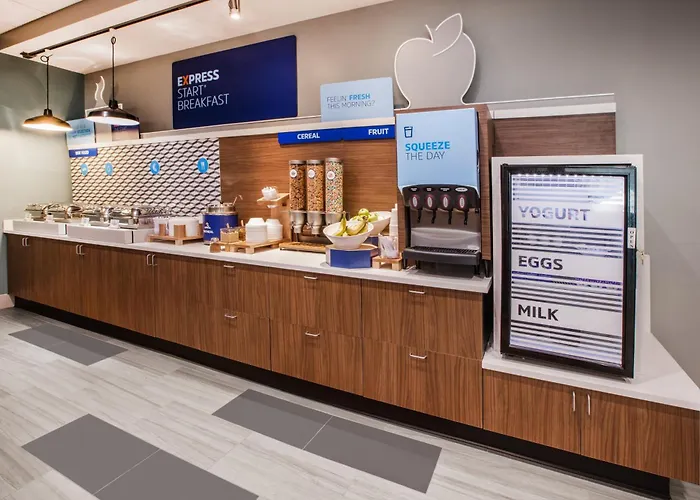 Holiday Inn Express & Suites Dallas Park Central Northeast By Ihg